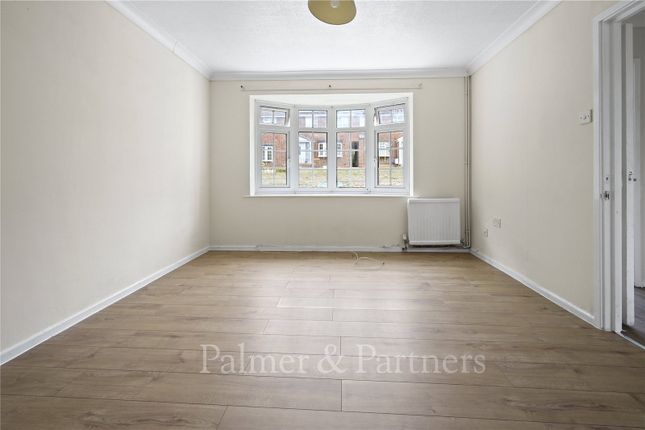 11, Leam Close, Essex photo 4