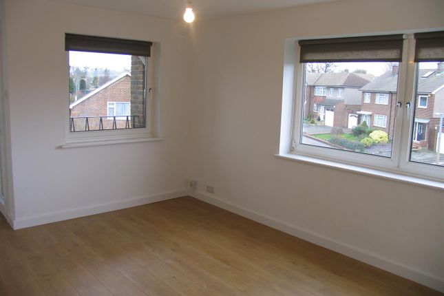 Flat to rent in Highmill, Ware