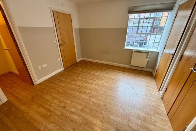 10 Newhall Court,, George Street, Birmingham photo 3