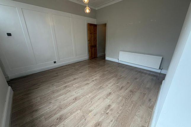 10, Ramsey Street, Bradford photo 2