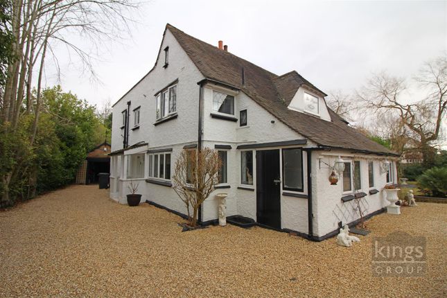 Thumbnail Property for sale in Epping Road, Roydon, Harlow