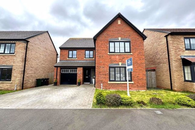 Thumbnail Detached house for sale in Stable Close, Killingworth, Newcastle Upon Tyne