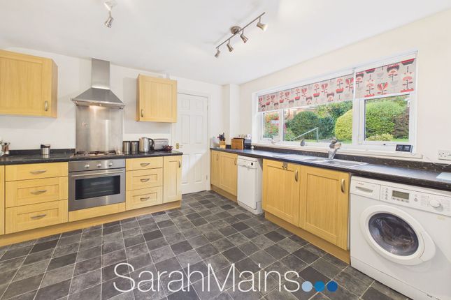 41 Shotley Gardens, Gateshead photo 3