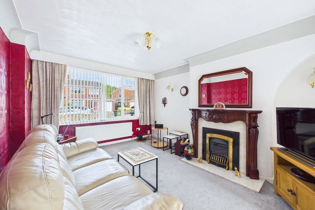 43, Farndon Avenue, St Helens photo 2