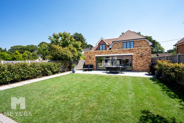 4, Heather Ridge Close, Ringwood photo 4