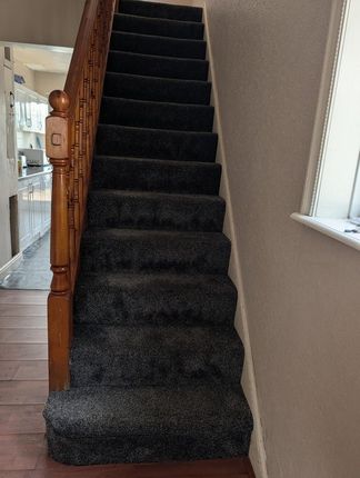 51, Arnhem Drive, Croydon photo 2