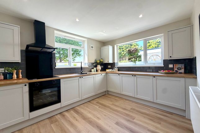 4 Eleventh Avenue, Merthyr Tydfil photo 3