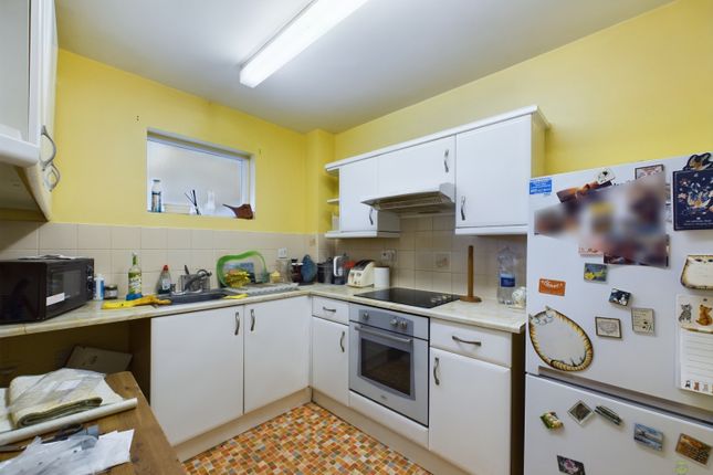 Flat for sale in Chancery Court, Downs Avenue, Dartford, Kent
