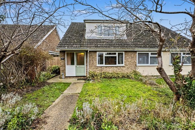 3-bed bungalow on 40, Winchester Close, Stowmarket, £280,000