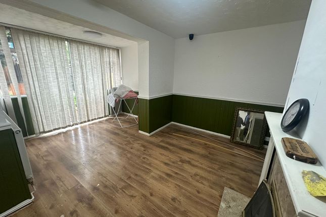 1, Chestnuts Avenue, Birmingham photo 2