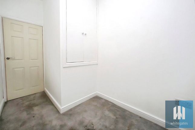 12, Crossley Street, Brighouse photo 4