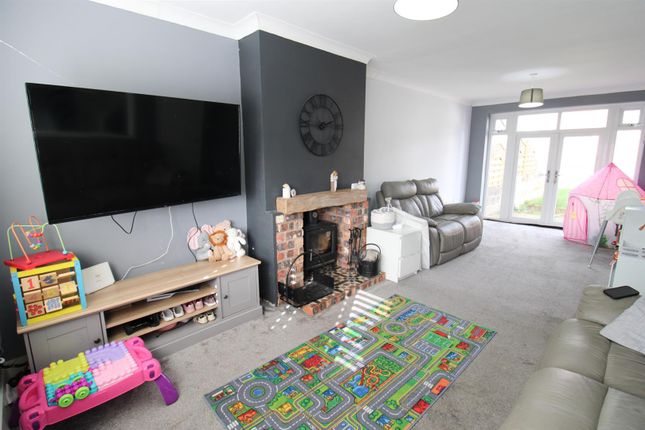 23, Phillipson Way, Stoke-On-Trent photo 2