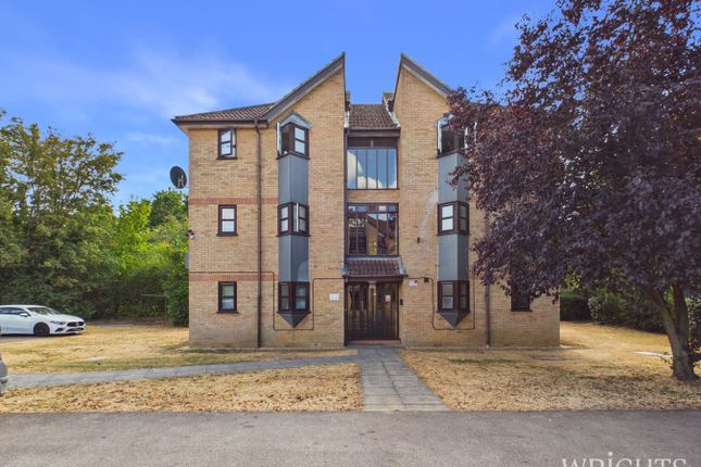 31, Andrewsfield, Welwyn Garden City photo 2
