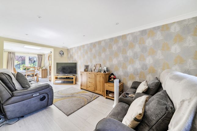 15, Kingsmere Road, Berkshire photo 2