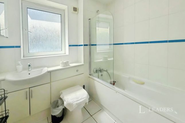 19, Kingscote Way, East Sussex photo 4