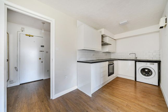 4, McKinlay Court, Welling photo 4