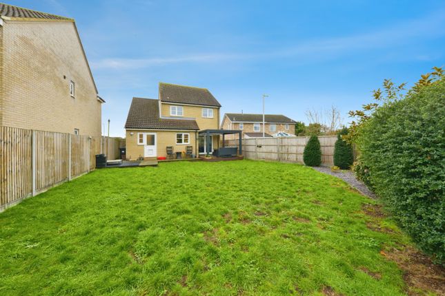34e, Rowan Crescent, Biggleswade photo 4