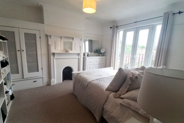 Thumbnail Flat to rent in Station Road, Thorpe Bay