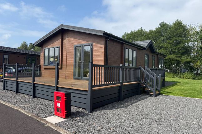 2-bed caravan on 55, Oakmere Country Park, Oakmere, £179,000