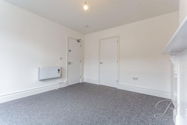 Flat to rent in Princes Street, Mansfield