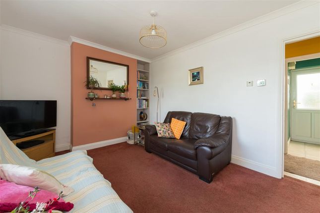 15, Roman Way, Elvington photo 3