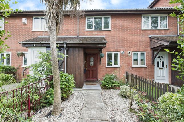 Thumbnail Terraced house for sale in Gadwall Way, London