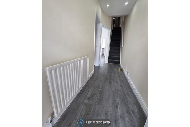 Mount Street, Swinton, Manchester photo 2