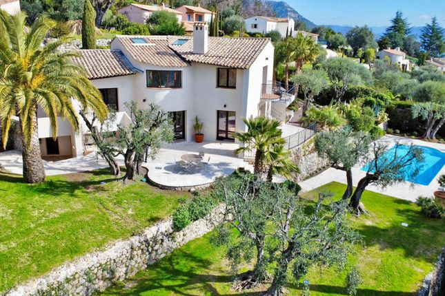 Thumbnail Villa for sale in Vence, Provence-Alpes-Cote D'azur, 06, France