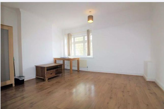 Percival Road, Enfield photo 3