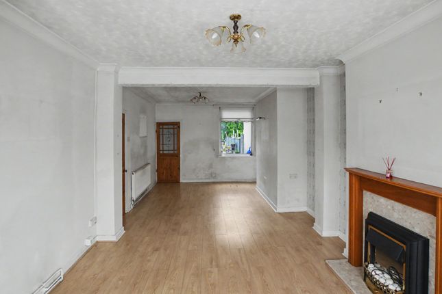 32 Oakfield Street, Aberfan, Merthyr Tydfil photo 4
