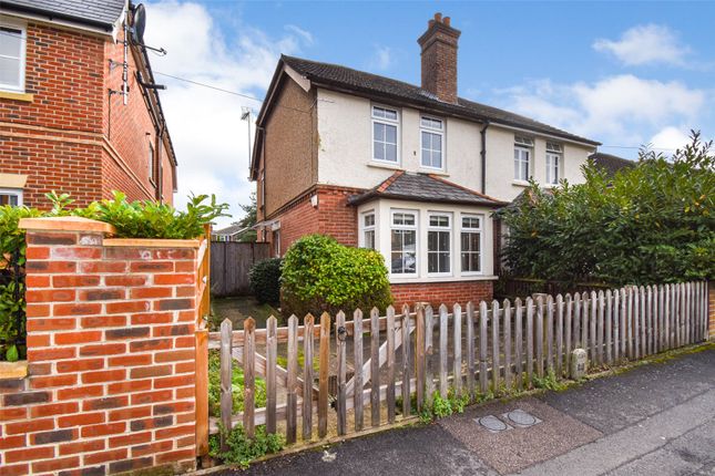 Semi-detached house to rent in Somerset Road, Farnborough, Hampshire