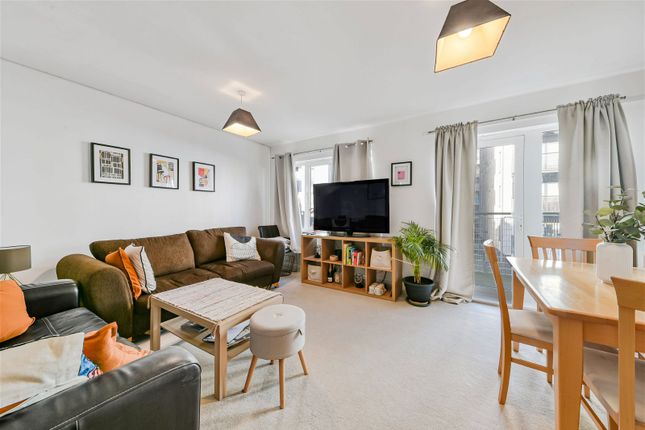 Thumbnail Duplex for sale in Claremont Street, London