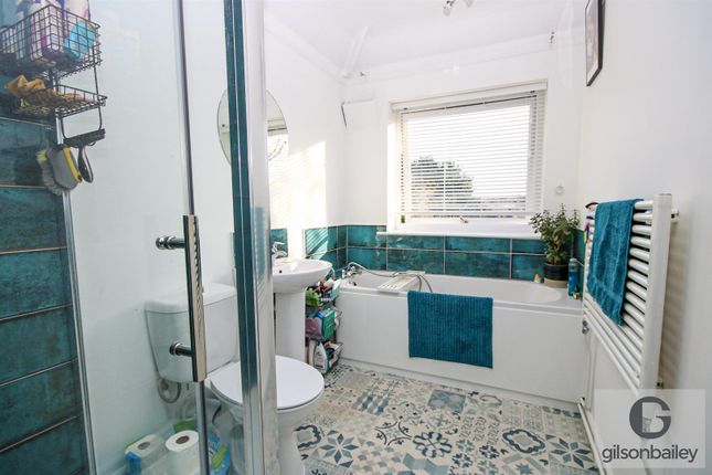 8, Mendham Close, Norwich photo 4