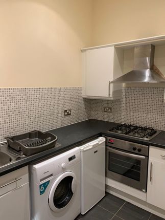 Flat to rent in Byres Road, West End, Glasgow