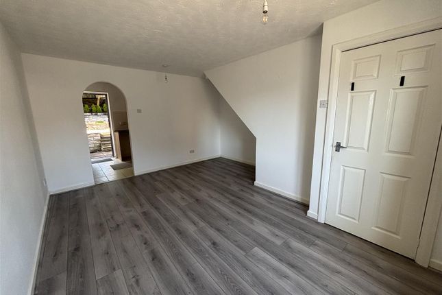21, Clos Cilsaig, Llanelli photo 4