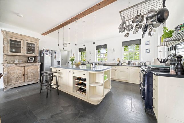 Claygate Manor,, Vale Road, Esher photo 2