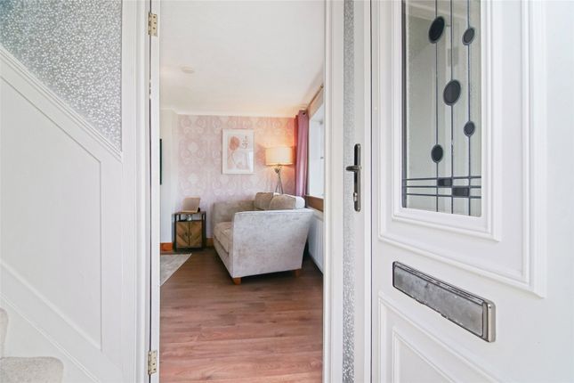 75, Upper Bourtree Drive, Glasgow photo 5
