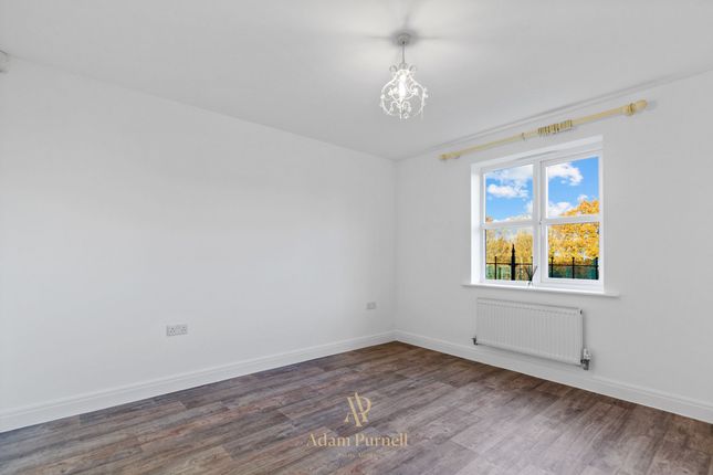7 Pickering Place, Hinckley photo 4