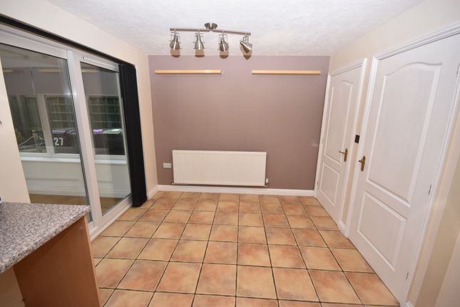 27, Rye Close, Sleaford photo 5