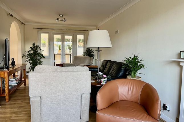 40, Goldstone Way, Hove photo 5