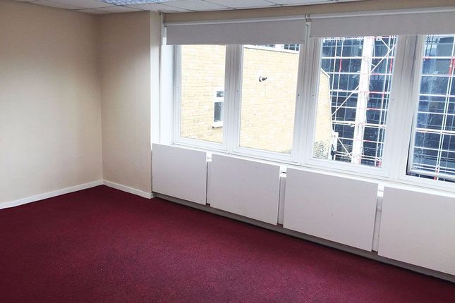 Office to let in Commercial Road, Room 3, 3rd Floor