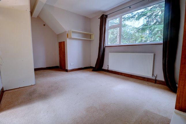 Flat to rent in Deanfield, Saunderton, High Wycombe, Buckinghamshire