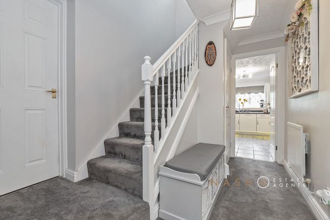 30, Morebath Grove, Furzton photo 4