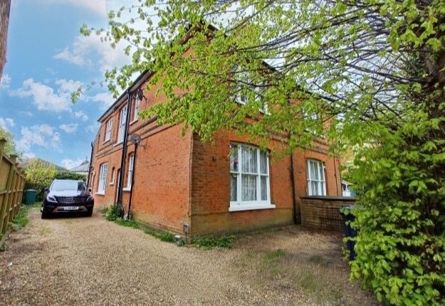 Thumbnail Detached house for sale in 53 Salisbury Road, High Barnet, Hertfordshire