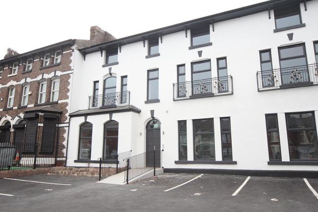 Flat to rent in Derby Lane, Old Swan, Liverpool