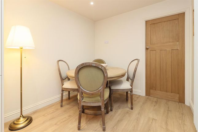 Harlebury, Newcastle Upon Tyne photo 4