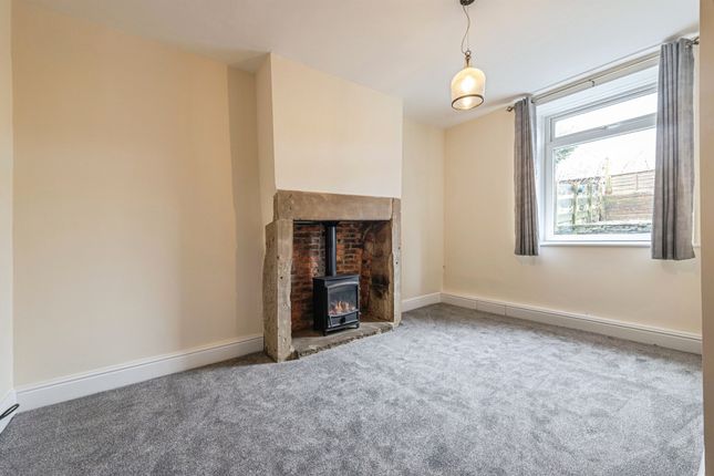 47, Deanhouse, Holmfirth photo 2