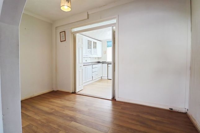 3, Hillsnook Road, Cardiff photo 4