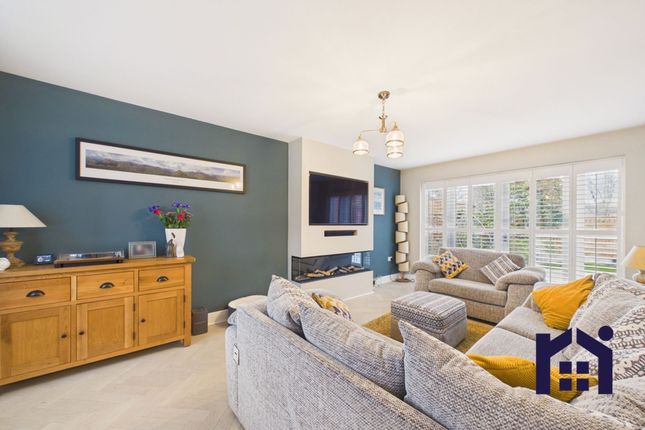 11 Shireburne Drive, Chorley photo 3
