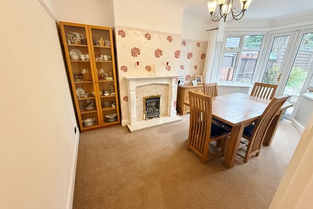 17 Dunraven Road, Swansea photo 3